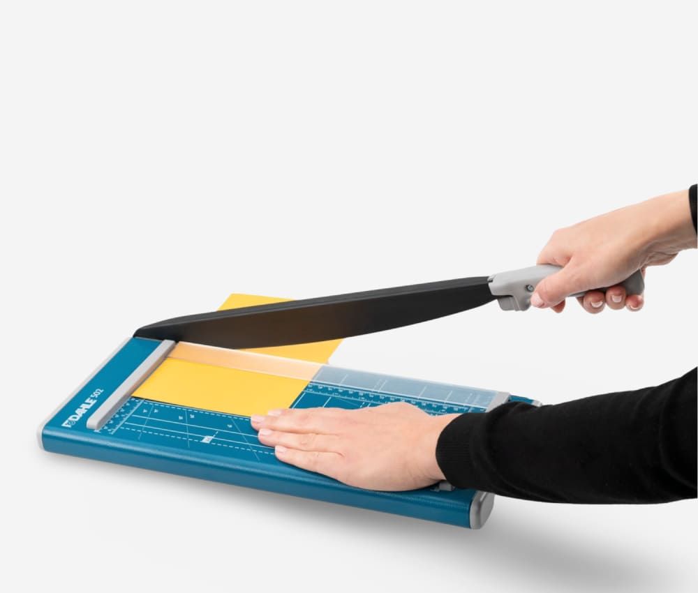 Domaines d'applications de la  cisaille papier A4 DAHLE 502