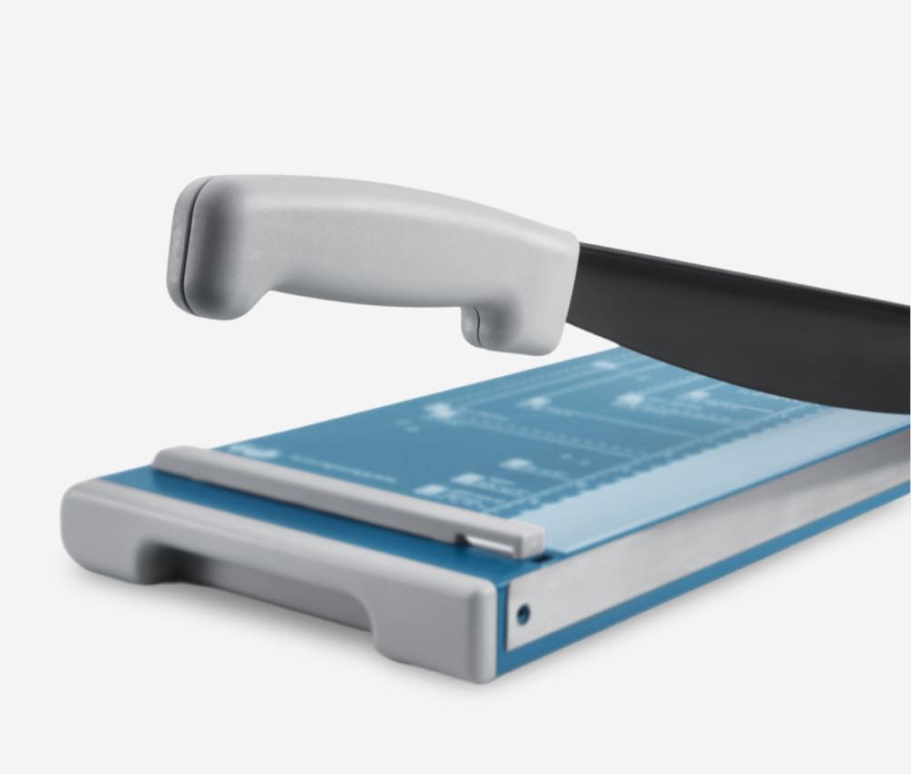 Poignée ergonomique de la cisaille papier A4 502 DAHLE