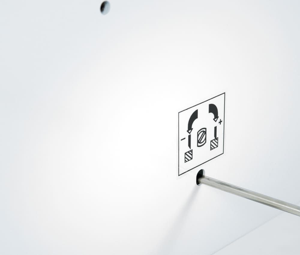 Réglage hauteur de la lame du massicot électrique programmable A3+ 4855 IDEAL