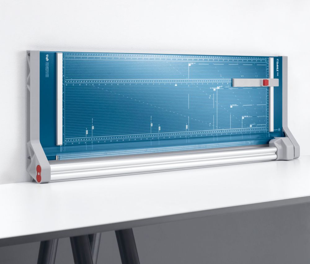 Rangement vertical de la coupeuse de plans grand format A1 DAHLE 556 génération 3