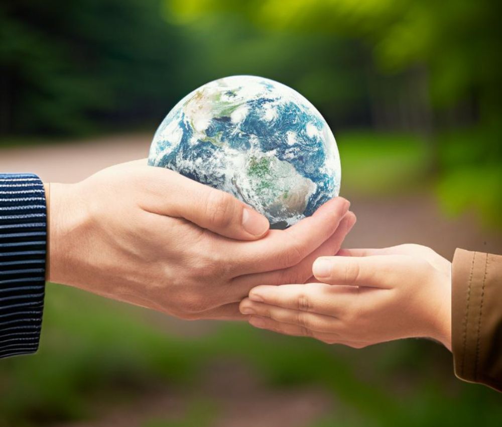 Le destructeur coupe micro-particules P7 P40i Securio 1 x 5 mm huileur automatique + bloc de coupe séparé OMDD 2 x 2 mm HSM est équipé d'un système intelligent de gestion d'économie d'énergie